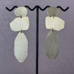 Hinth - Geometrisch Drop - Brushed - Earrings - Gold